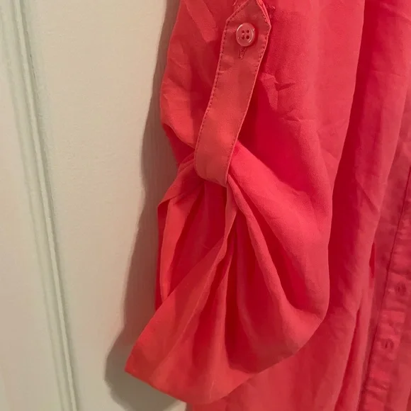 BCBG Top - Picture 3 of 3